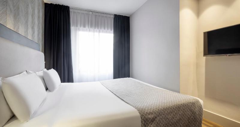 Superior Double Room image 1