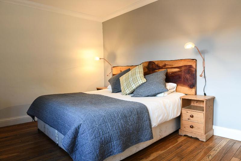 Double Room with Private Bathroom image 4