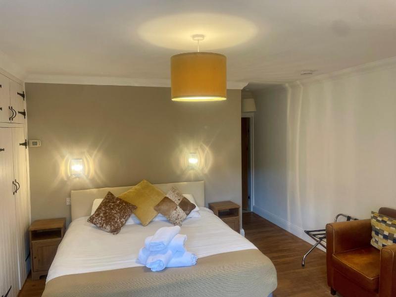 Double Room with Private Bathroom image 3
