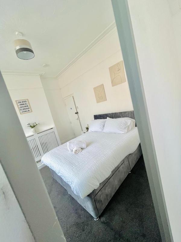 Francis Avenue - image 21
