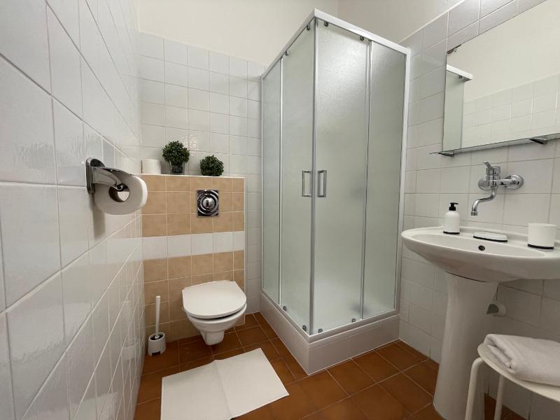 Superior Double Room image 1