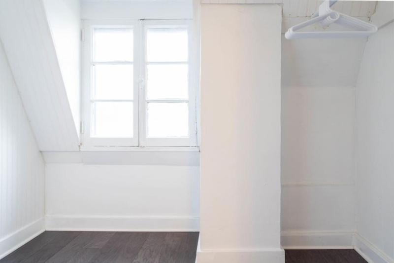 3BR Dogtown Bungalow Office and Bar - image 9