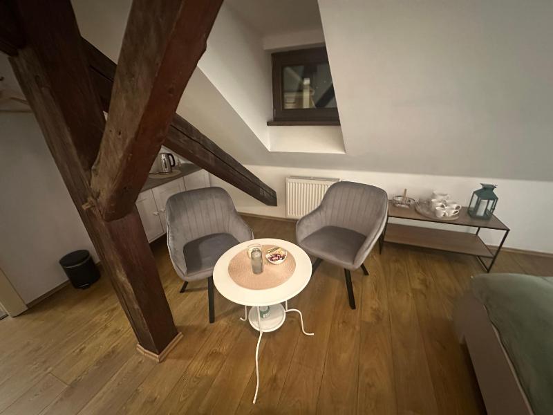 Double Room image 4