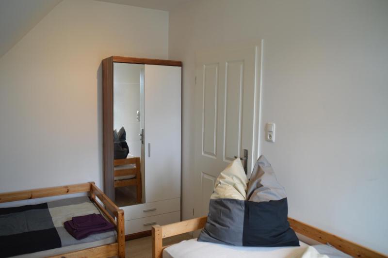 One-Bedroom Apartment image 3