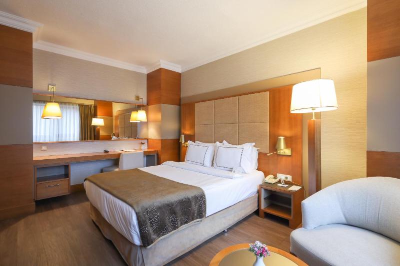 Suite image 3