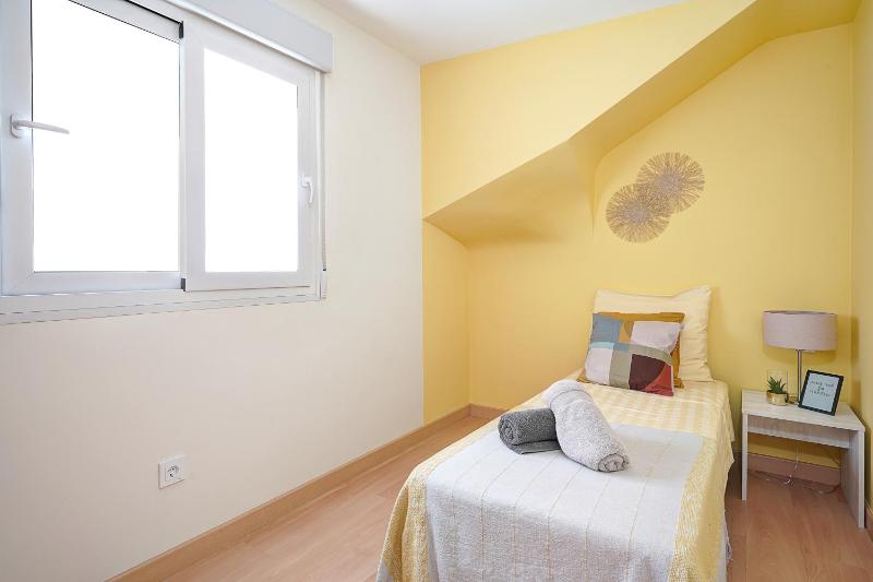 Two-Bedroom Deluxe Apartment image 2