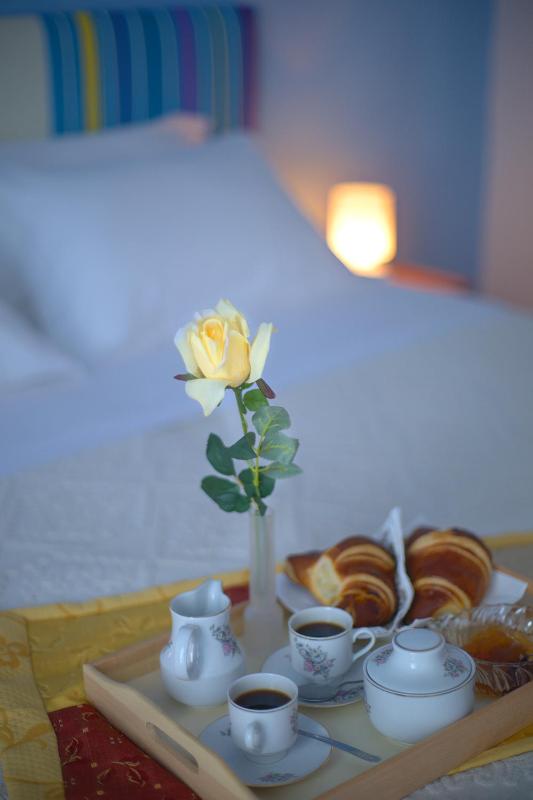 Iris Hotel - image 28