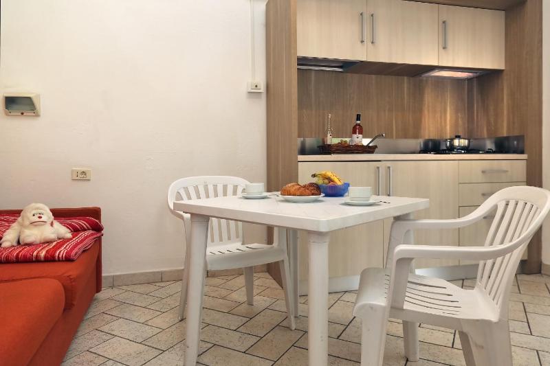 Bungalow (2 Adults) image 2