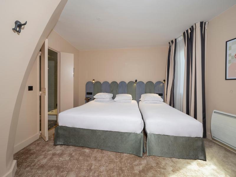 Classic Triple Room image 4