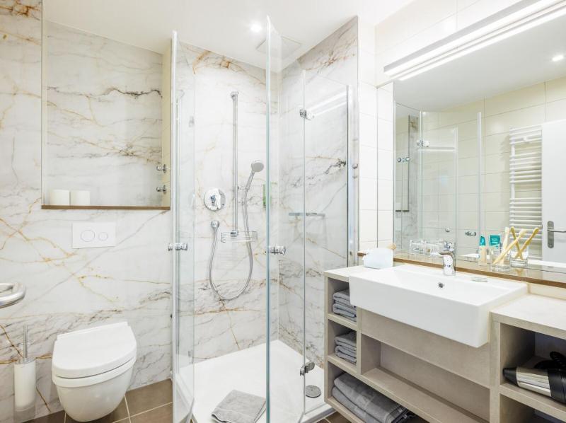 Studio Apartment image 3