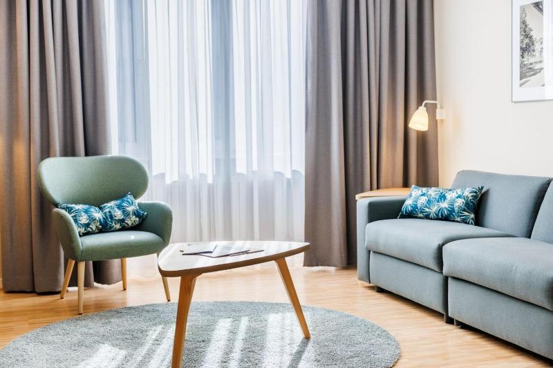 One-Bedroom Apartment image 2