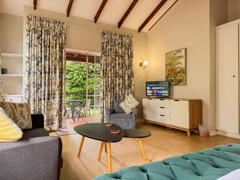 Amoris Guesthouse Randburg II - Darrenwood - image 2
