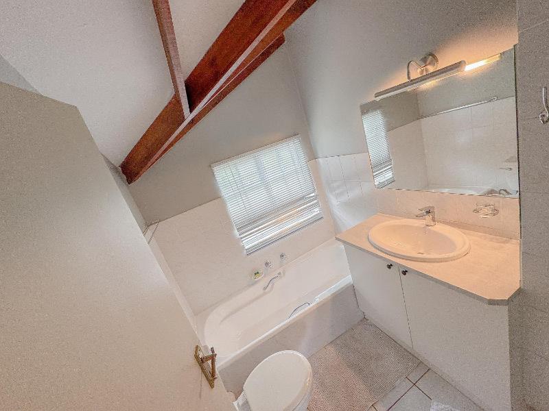 Amoris Guesthouse Randburg II - Darrenwood - image 5