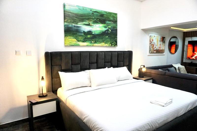 Solace Suite 1 Bedroom Studio by LSP Homes Lekki Phase 1 - image 9