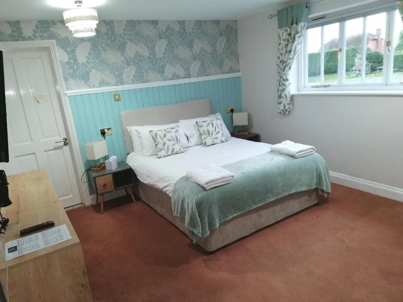 Double Room image 1