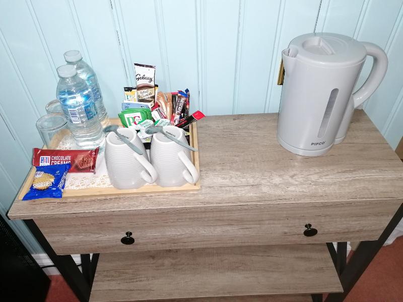 Double Room image 2