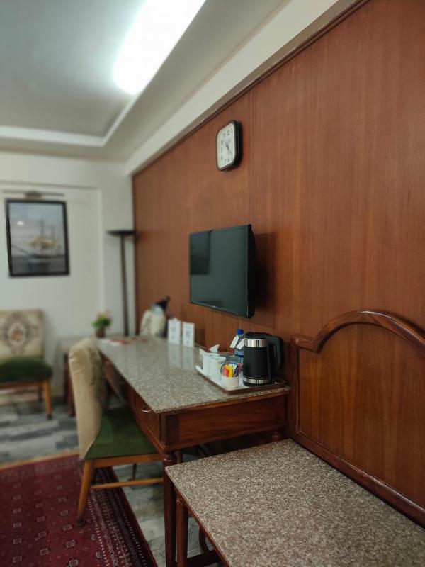 Hotel Galaxy - image 14