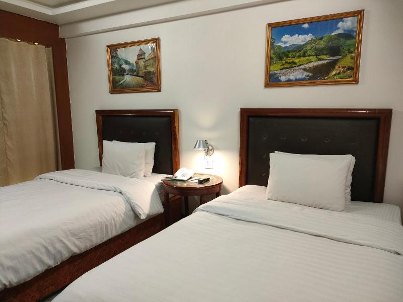 Hotel Galaxy - image 16