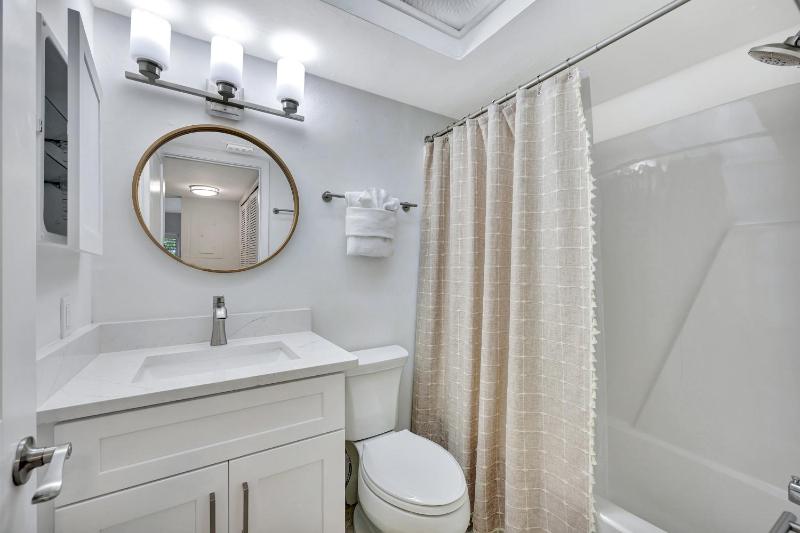 Sandpiper Beach 503 - image 20