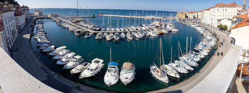  Two-Bedroom Apartment with Terrace and Sea View image 2