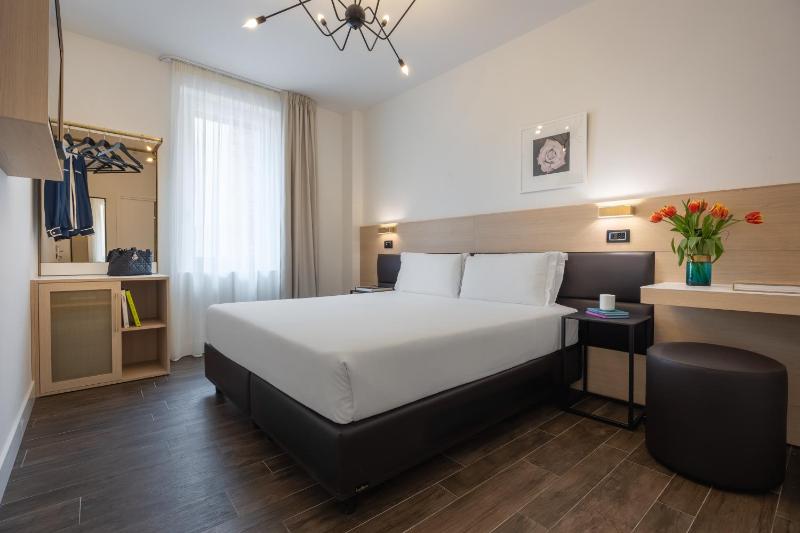 Superior Double or Twin Room image 3