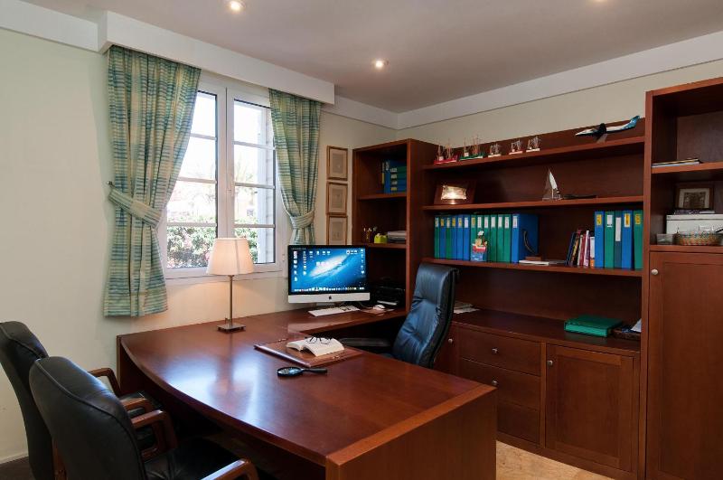 Sonnenland House for 12 by VillaGranCanaria - image 21
