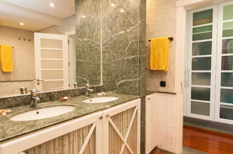 Sonnenland House for 12 by VillaGranCanaria - image 35