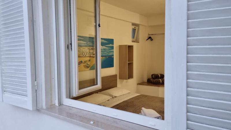 One-Bedroom Apartment with Terrace image 3