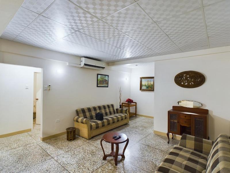 2 Bedroom Apartment close to POS - image 6
