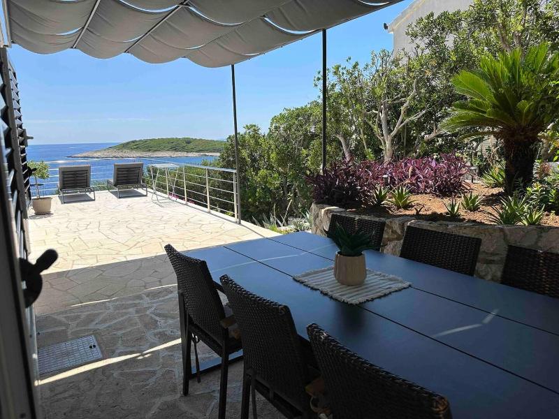 Hvar Dream View Penthouse with Hot Tub - image 22