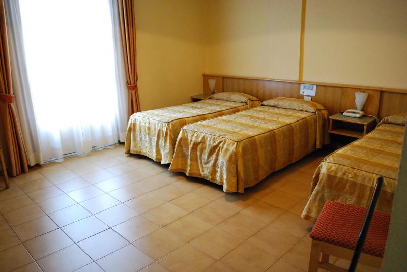 Hotel Tre Torri - image 36