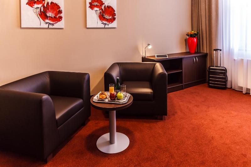 Suite image 3