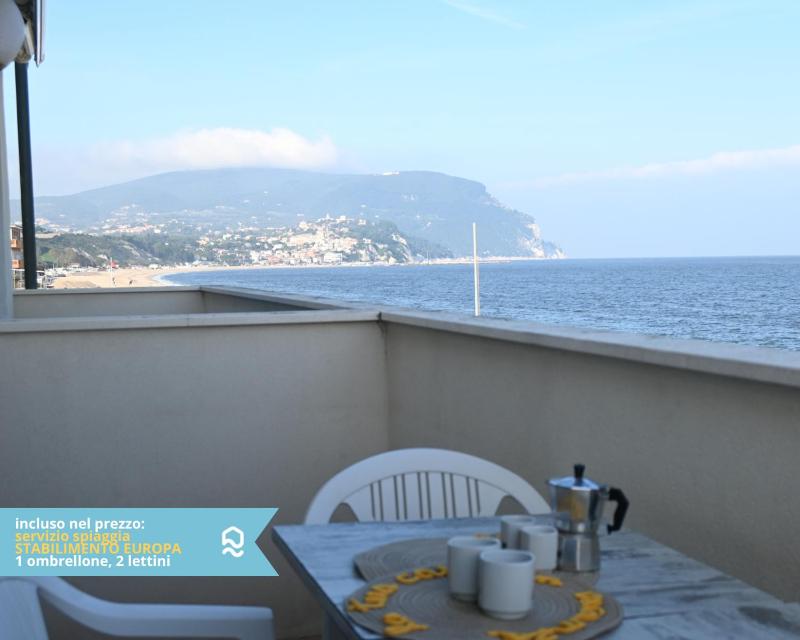 RS324 - Marcelli trilocale fronte mare con spiaggia inclusa - image 19