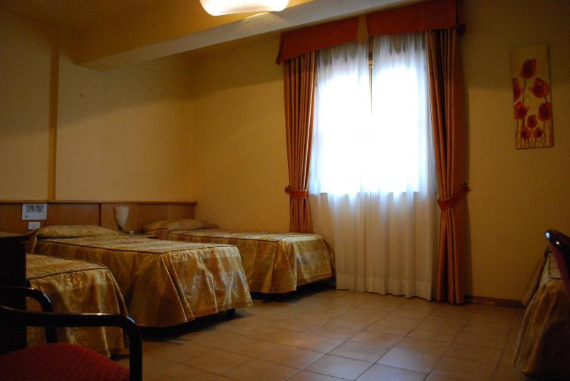 Hotel Tre Torri - image 6