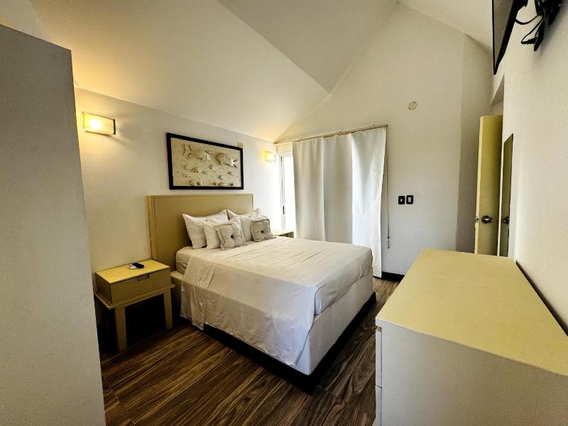 Auaecoco Hotel - image 14
