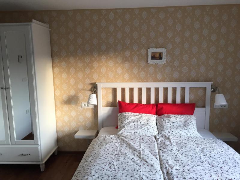 Double Room image 2