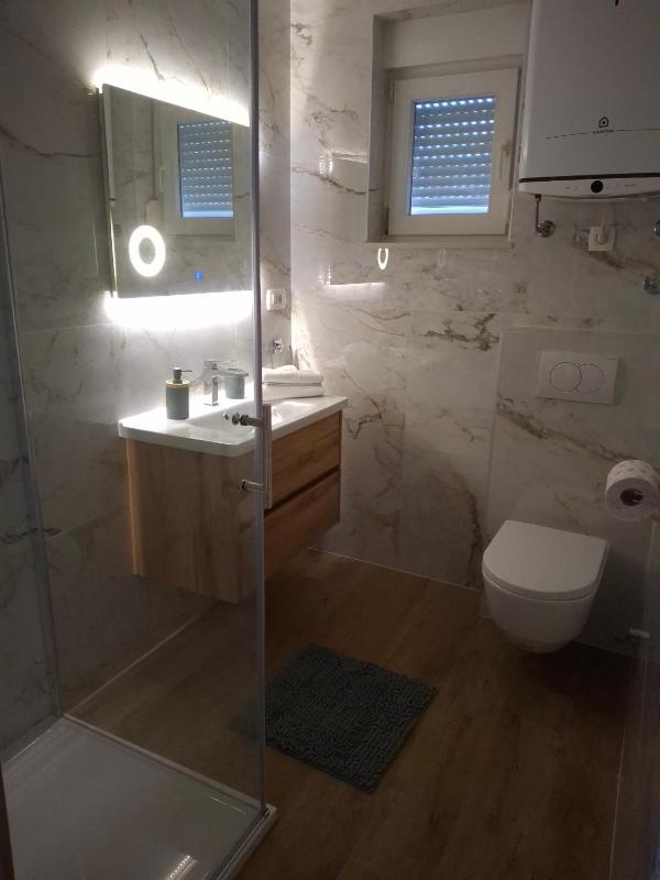 Apartment Pag 6412c - image 9