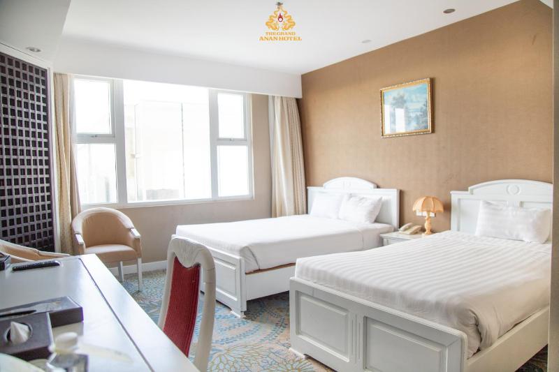 Triple Room with City View image 2