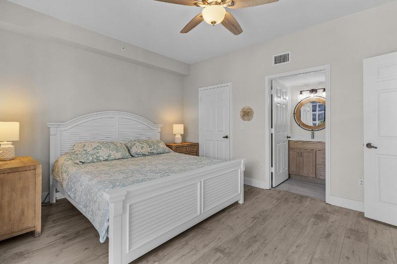 Casa Marina 432 Newly Remodeled Water View condo - image 21