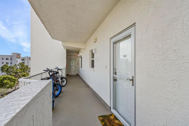 Casa Marina 432 Newly Remodeled Water View condo - image 16