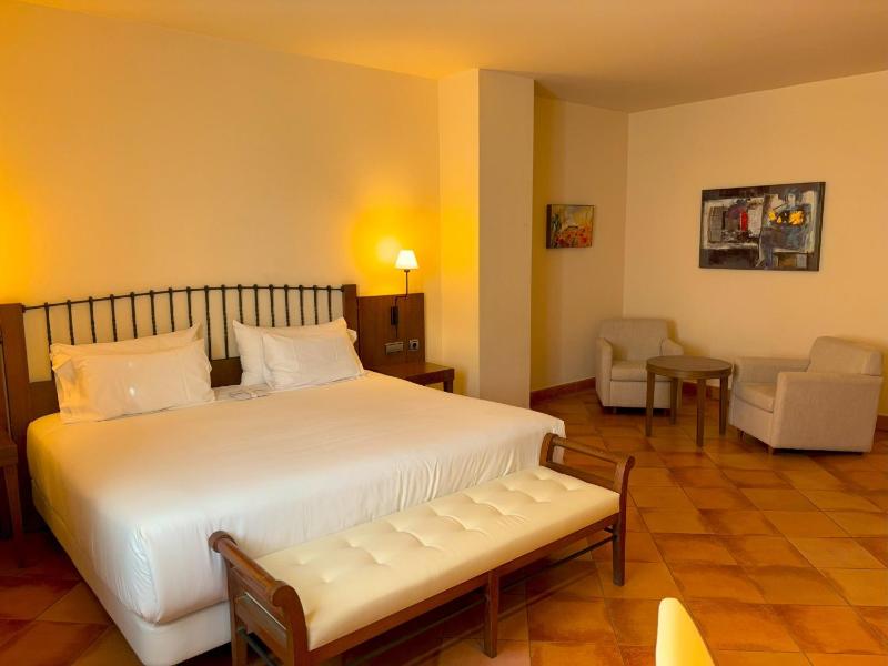 Superior Double Room image 1