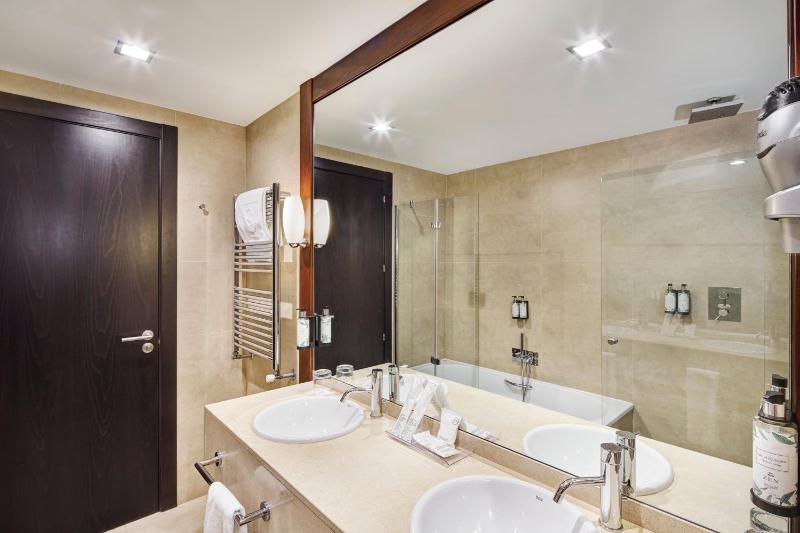 Double Room with Sofa Bed image 4