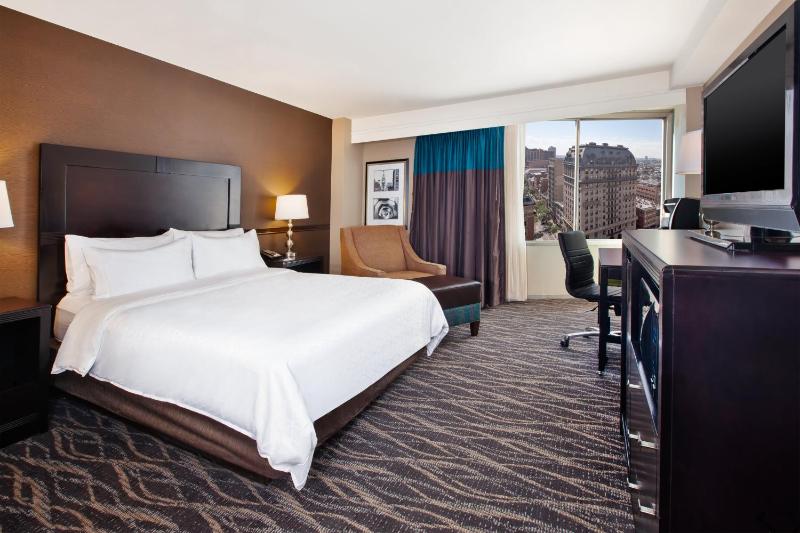 Holiday Inn Express Philadelphia-Midtown by IHG - image 3