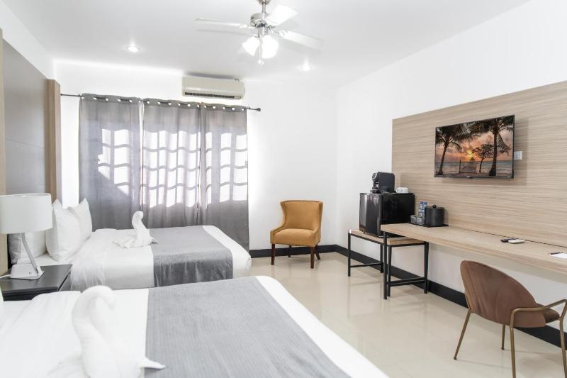 Pickwick Park View Hotel - image 5