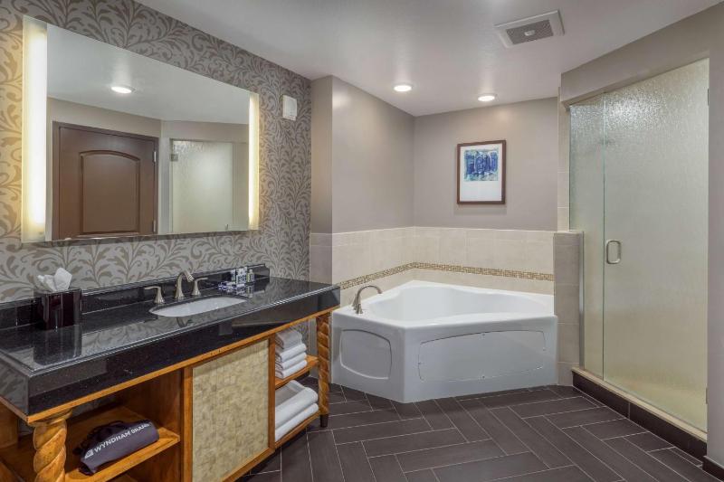 Wyndham Grand Orlando Resort Bonnet Creek - image 7