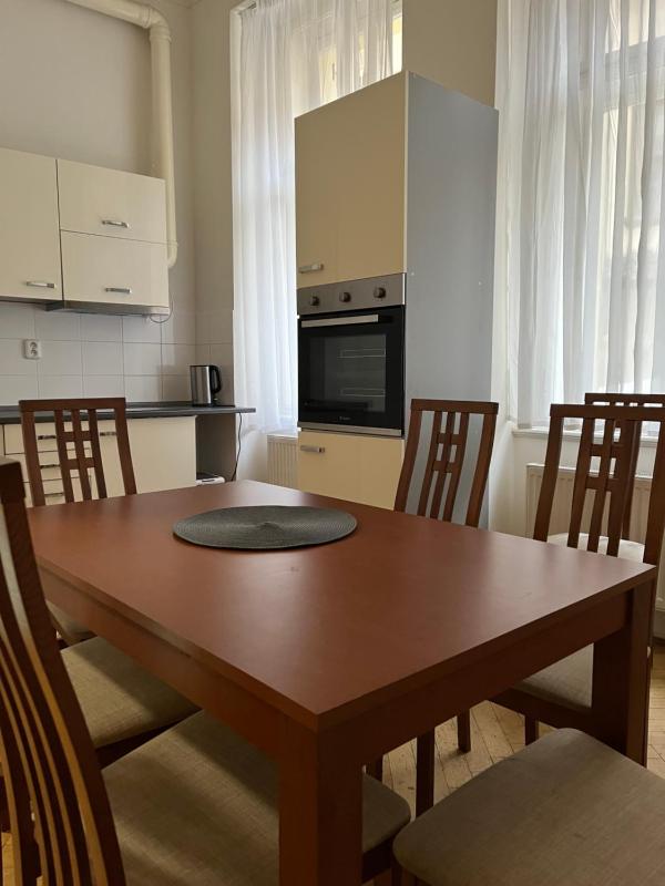 Standard Apartment image 3