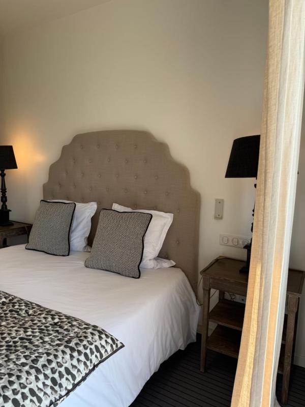 Double Room - Disability Access image 4