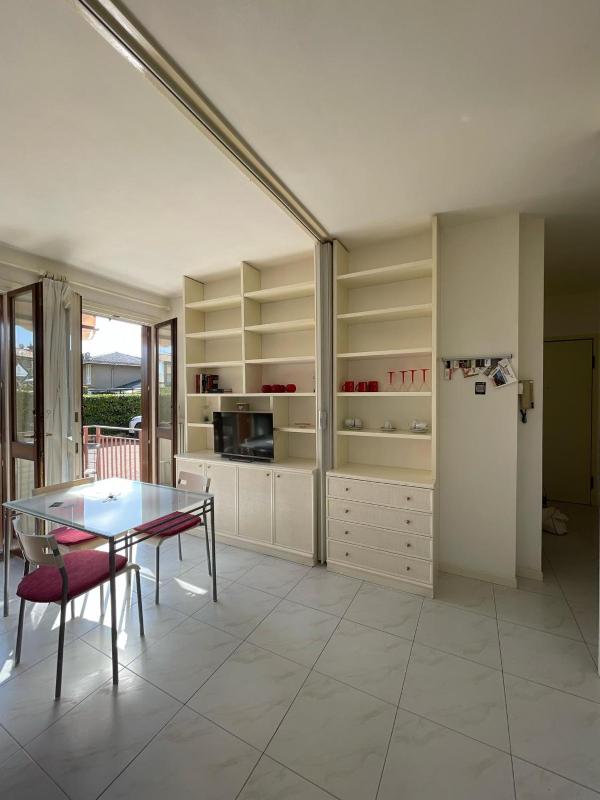 3V UGO WHIT POOL apartment Bardolino - image 26