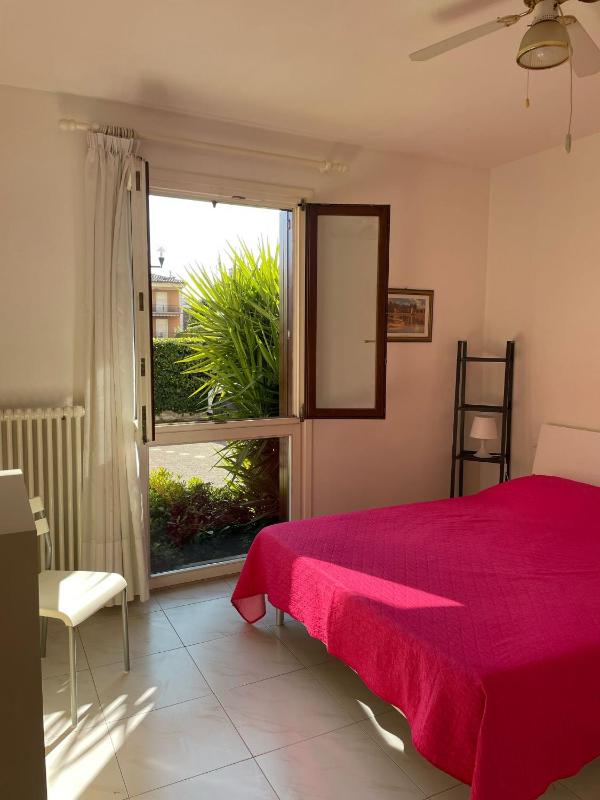 3V UGO WHIT POOL apartment Bardolino - image 25
