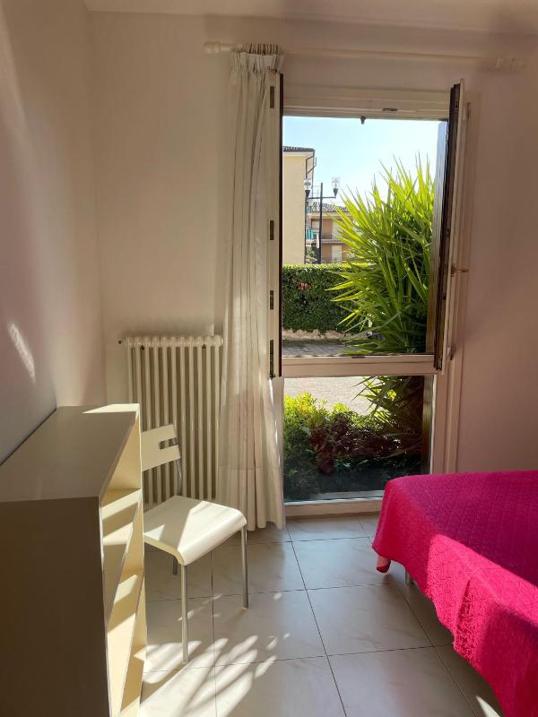 3V UGO WHIT POOL apartment Bardolino - image 28